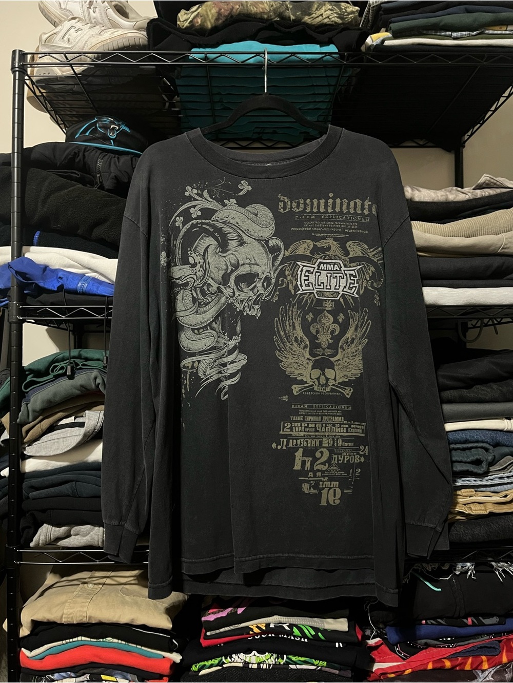 Y2k MMA Élite Men's Black Long-Sleeve Graphic Tee with Skull & Wings Print